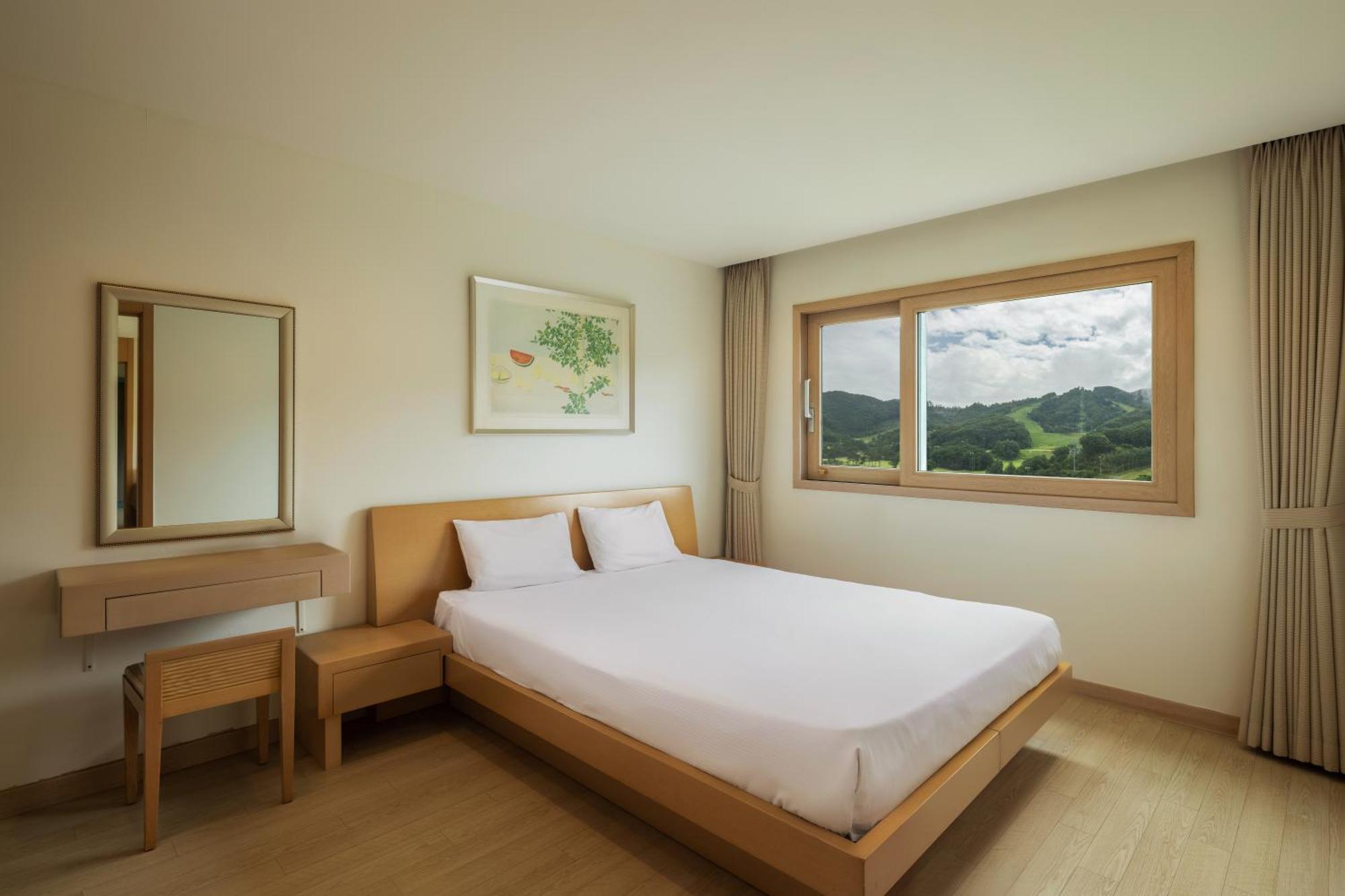 Oak Valley Resort Wonju Exterior photo
