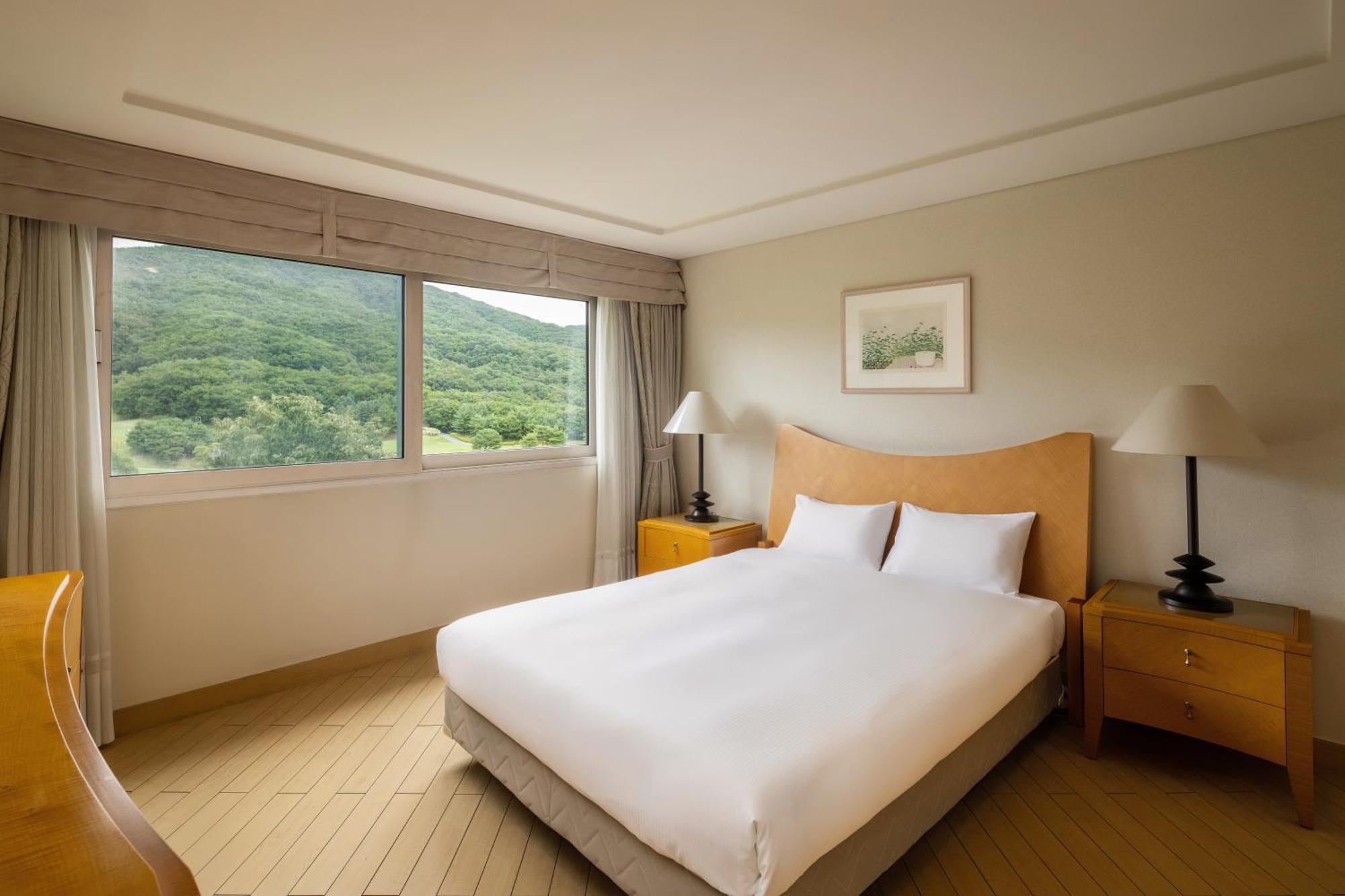 Oak Valley Resort Wonju Exterior photo